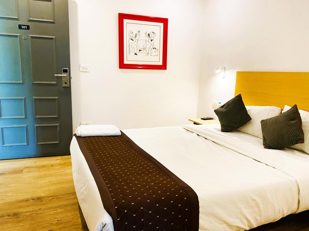 Qotel Hotel Ip Residency East Delhi Preet Vihar ニューデリー エクステリア 写真