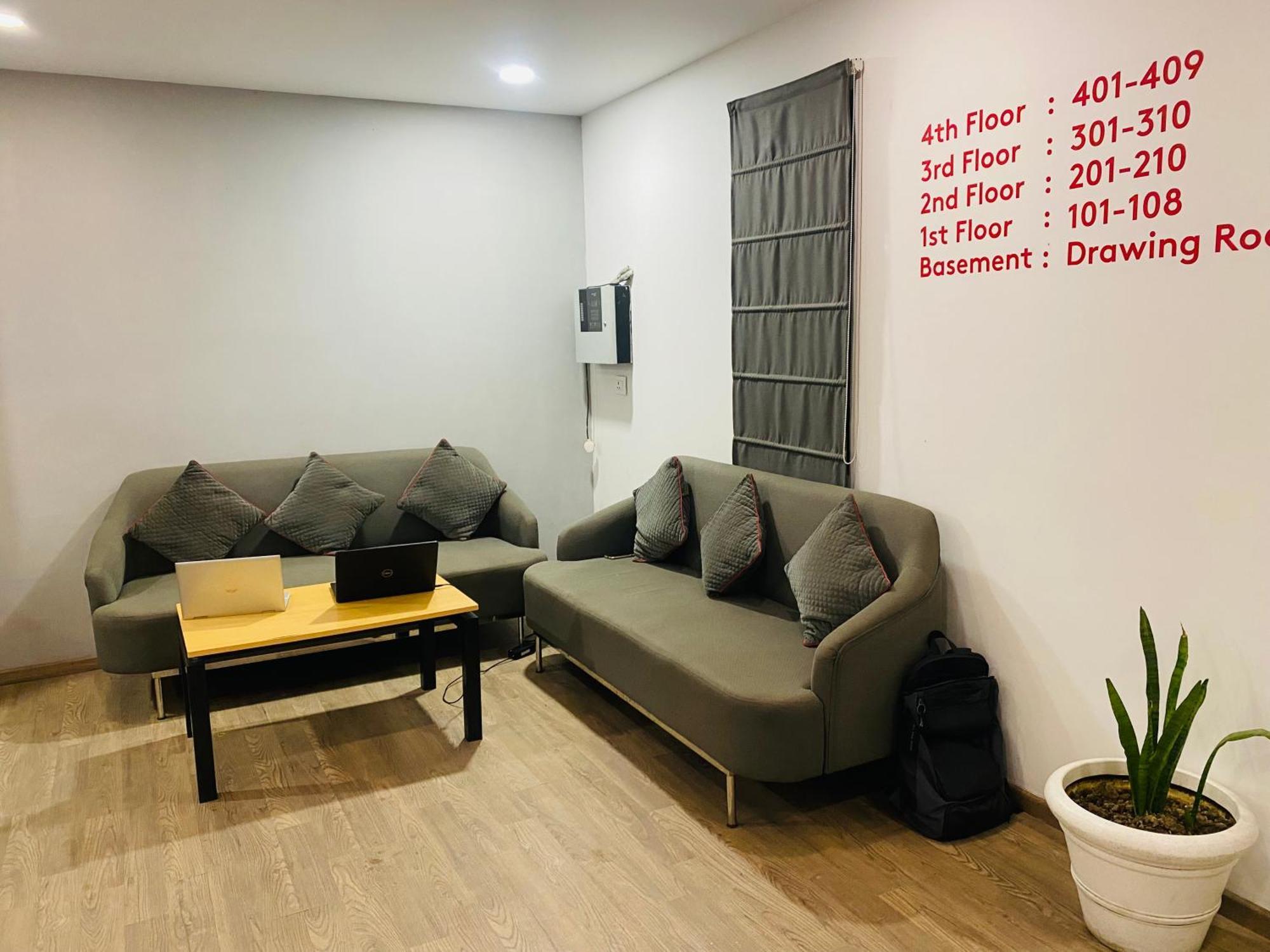 Qotel Hotel Ip Residency East Delhi Preet Vihar ニューデリー エクステリア 写真